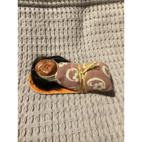 Native American Baby Doll Papoose Reservation Souvenir Skookum Handmade - Picture 5 of 8